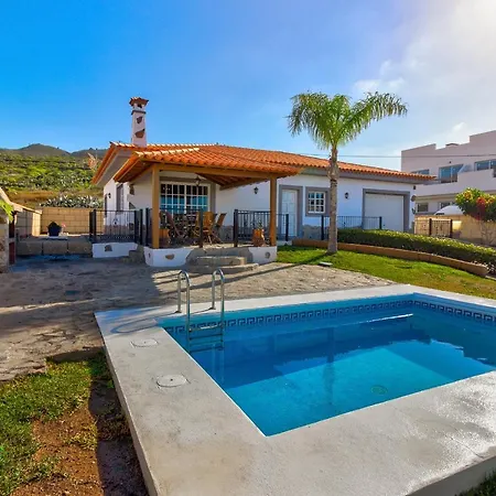 Vinco Tijoco Bajo Con Piscina Feriehus